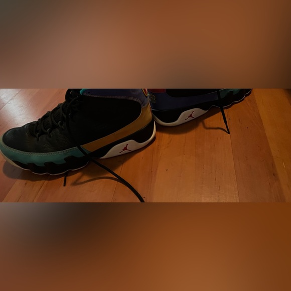 Air Jordan 9 - Dream it Do it - Sz 10 - Picture 2 of 4
